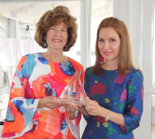 Elisa Greenbaum (Event Chair) presenting Jean Shafiroff with Pioneer Chapter of Hadassah's 2018 Woman of the Year Award